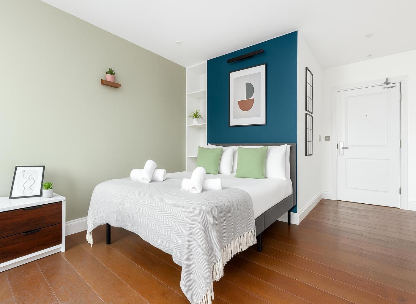 Hackney - Near Fields * London